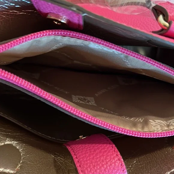 Anne Klein Purse - Picture 5 of 9